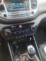 Hyundai TUCSON blue 1.7 CRDi Classic 2WD Classic - Hyundai Tucson Classic mit Diesel-Antrieb