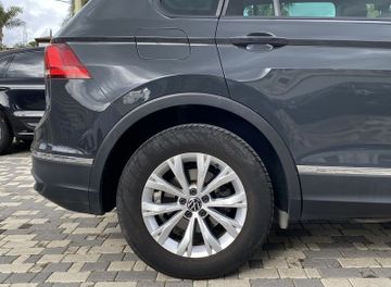 Volkswagen Tiguan - 9
