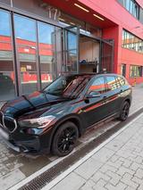 BMW sdrive20i - BMW iX1 Benziner Gebrauchtwagen