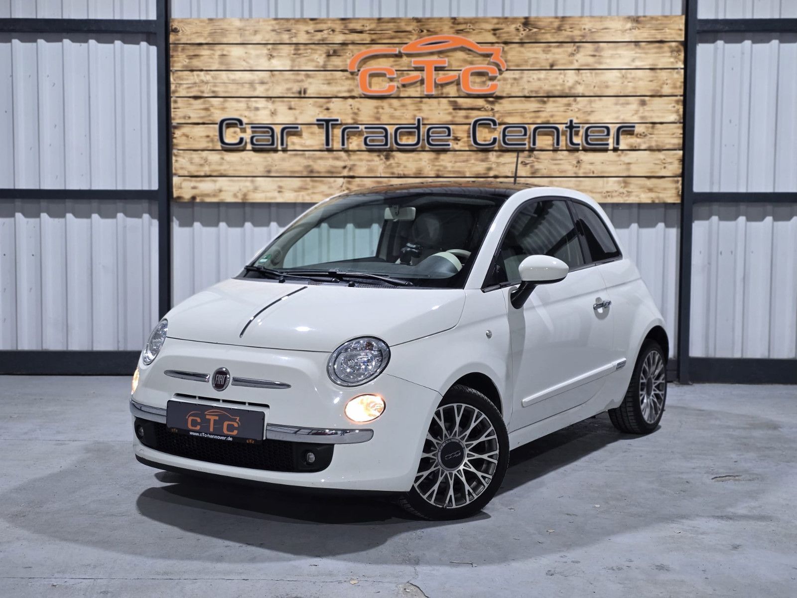Fahrzeugabbildung Fiat 500 Lounge/Klima/Panorama/EURO6/TÜV-NEU/Garantie