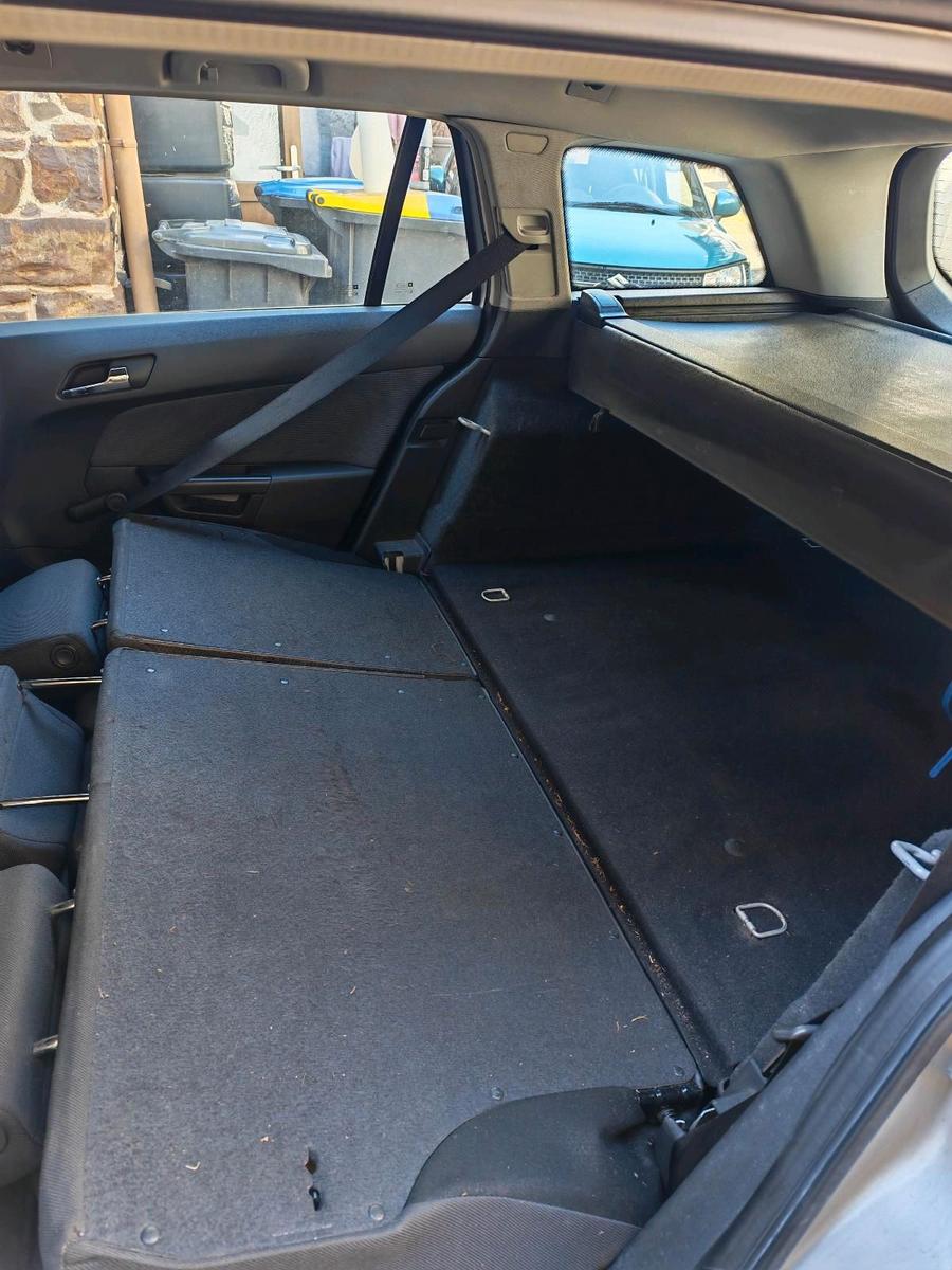 Opel Astra 2005 — photo 13