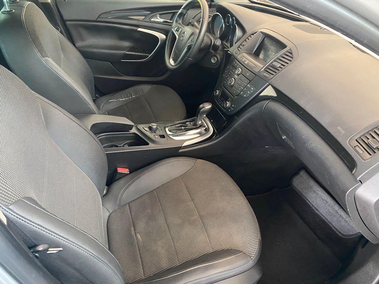 Opel Insignia 2010 — photo 5