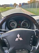 Mitsubishi Pajero 3,2 DI-D 4WD Instyle Automatik Instyle - Mitsubishi Pajero: 3.2