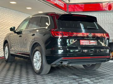 Volkswagen Touareg - 5