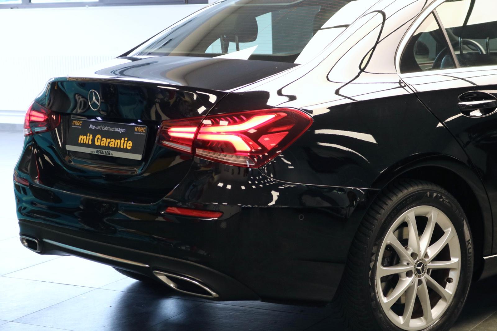 Mercedes-Benz A-Class A Limousine A 250/PDC/NAVI/LEDER, миниатюра 8