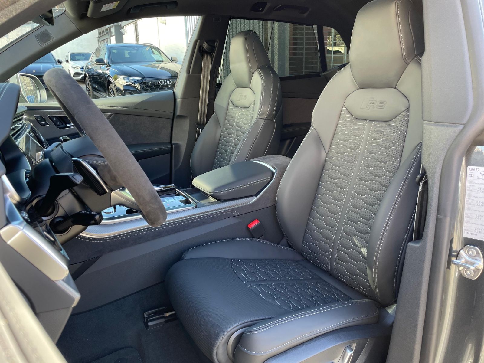 Fahrzeugabbildung Audi RSQ8 Performance Facelift |Keramik|305|Designpak