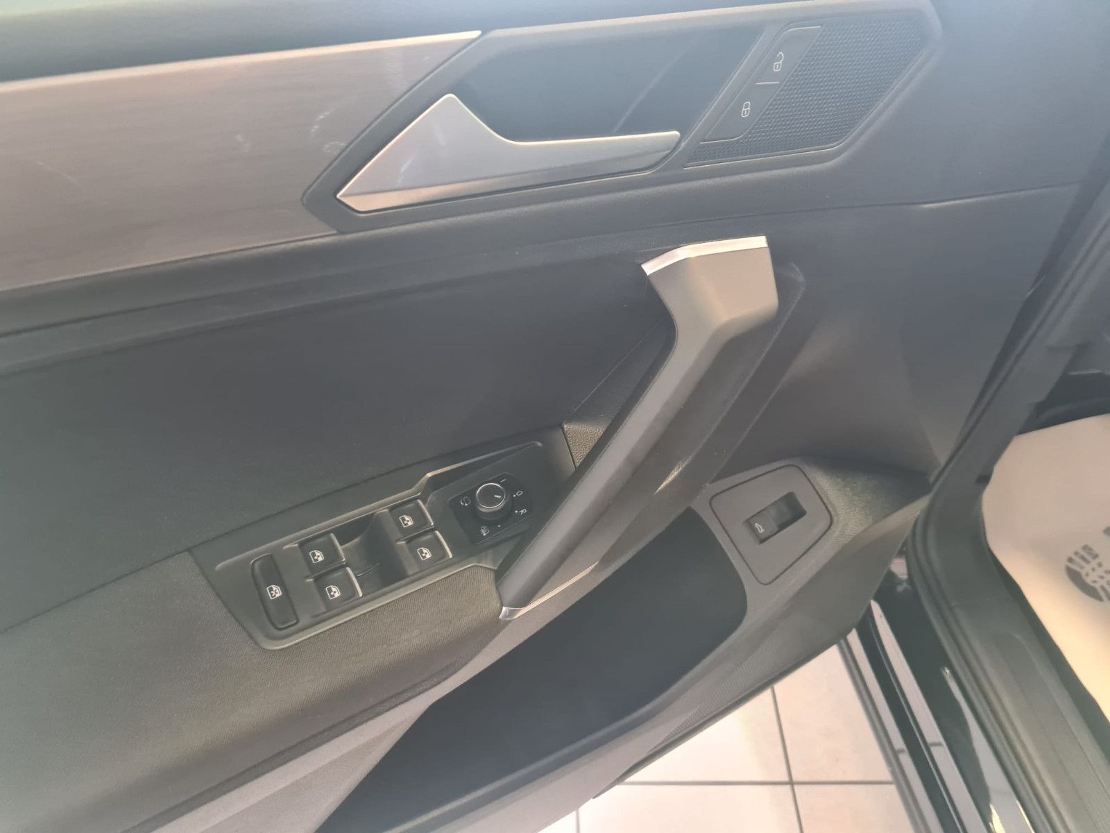 Fahrzeugabbildung Volkswagen Tiguan Allspace Comfortline 4Motion / NAVI / AHK