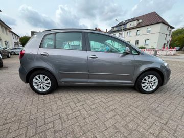 Volkswagen Golf - 6