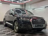 Audi SQ7 4.0 TDI quattro HUD, Pano, Ambiente, MatrixL - Audi SQ7 aus 2017
