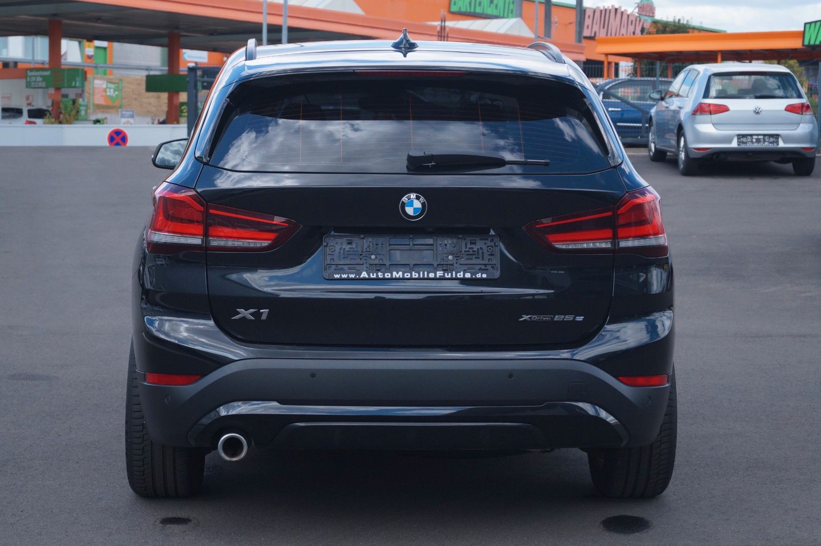Fahrzeugabbildung BMW X1 xDrive 25 e Sport Line