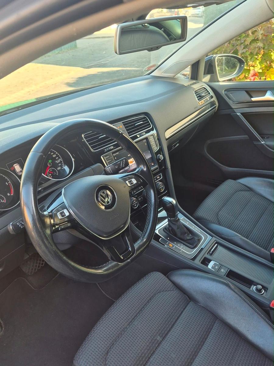 Volkswagen Golf 2013 — двигун 150 HP (110kW)