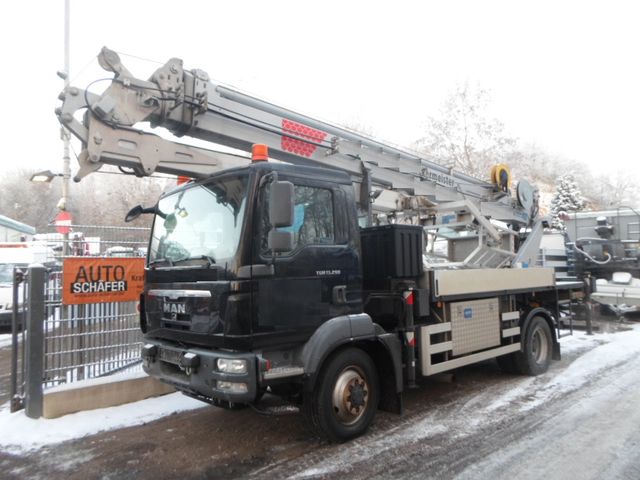 MAN TGM 13.290/4X4/Böcker Montagekran/Korb