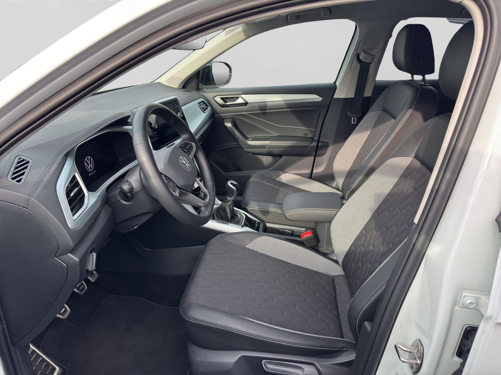 Volkswagen T-Roc - Bild 4