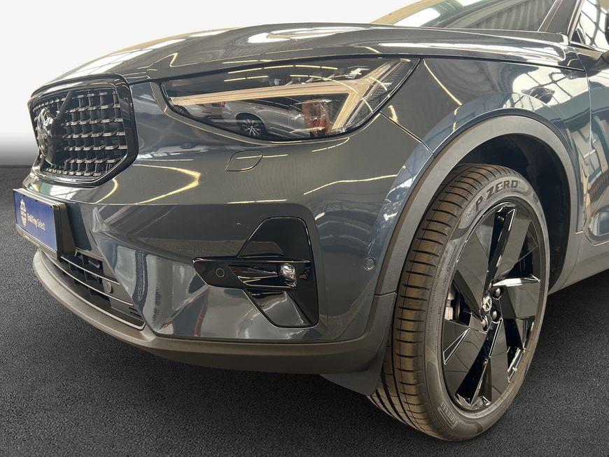 Volvo XC40 B3 Plus Black-Edition DKG 360° Pixel-LED Al