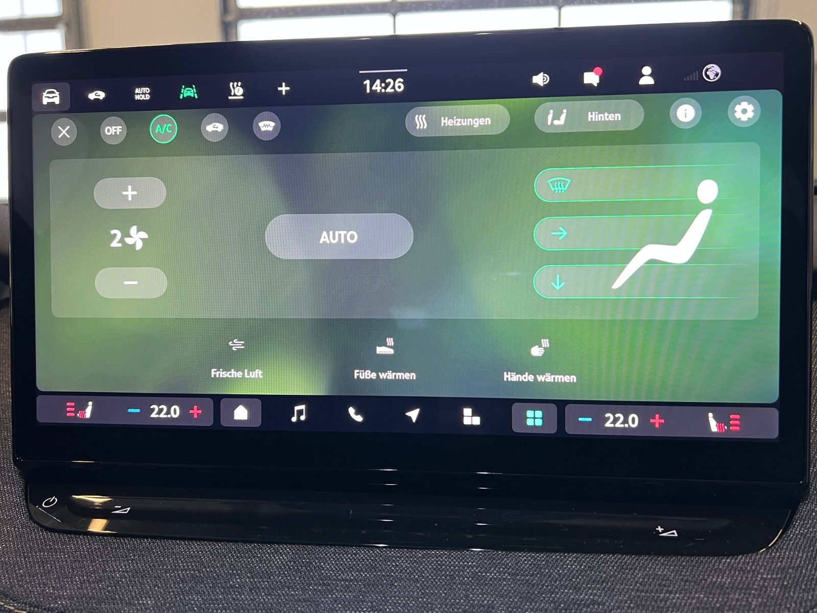 Fahrzeugabbildung SKODA Elroq 50 TOUR *AHK,Navi,19"-Felge*