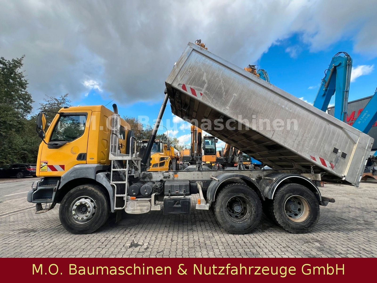 Fahrzeugabbildung Renault Kerax 370.26 / 6x4 /Alu Kipper /