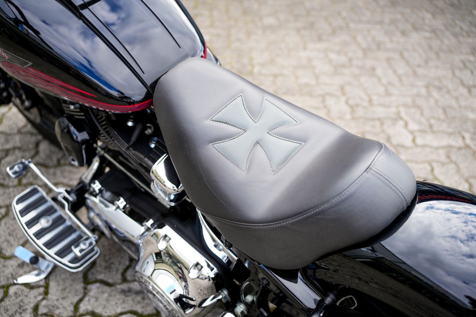 Fahrzeugabbildung Harley-Davidson FLSTF Fat Boy Twin Cam 96B - Ape - Kesstech