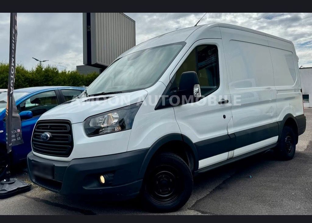Image of Ford Transit Custom