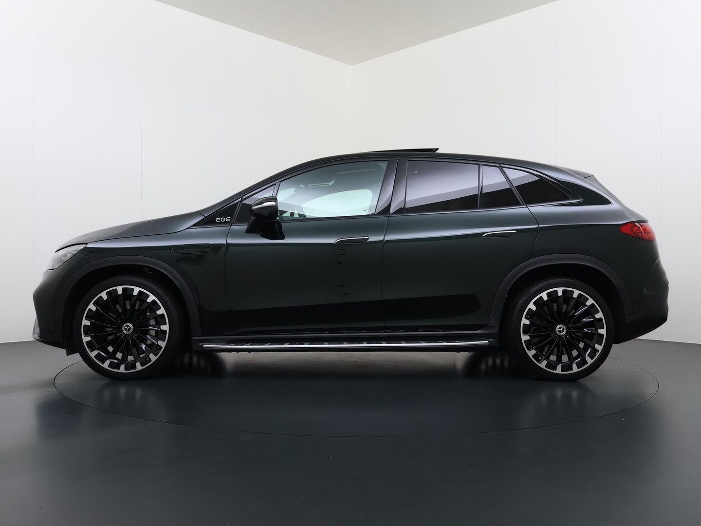 Mercedes-Benz EQE SUV 350 4Matic Sport Edition 91 kWh | Wegkla imagem 3