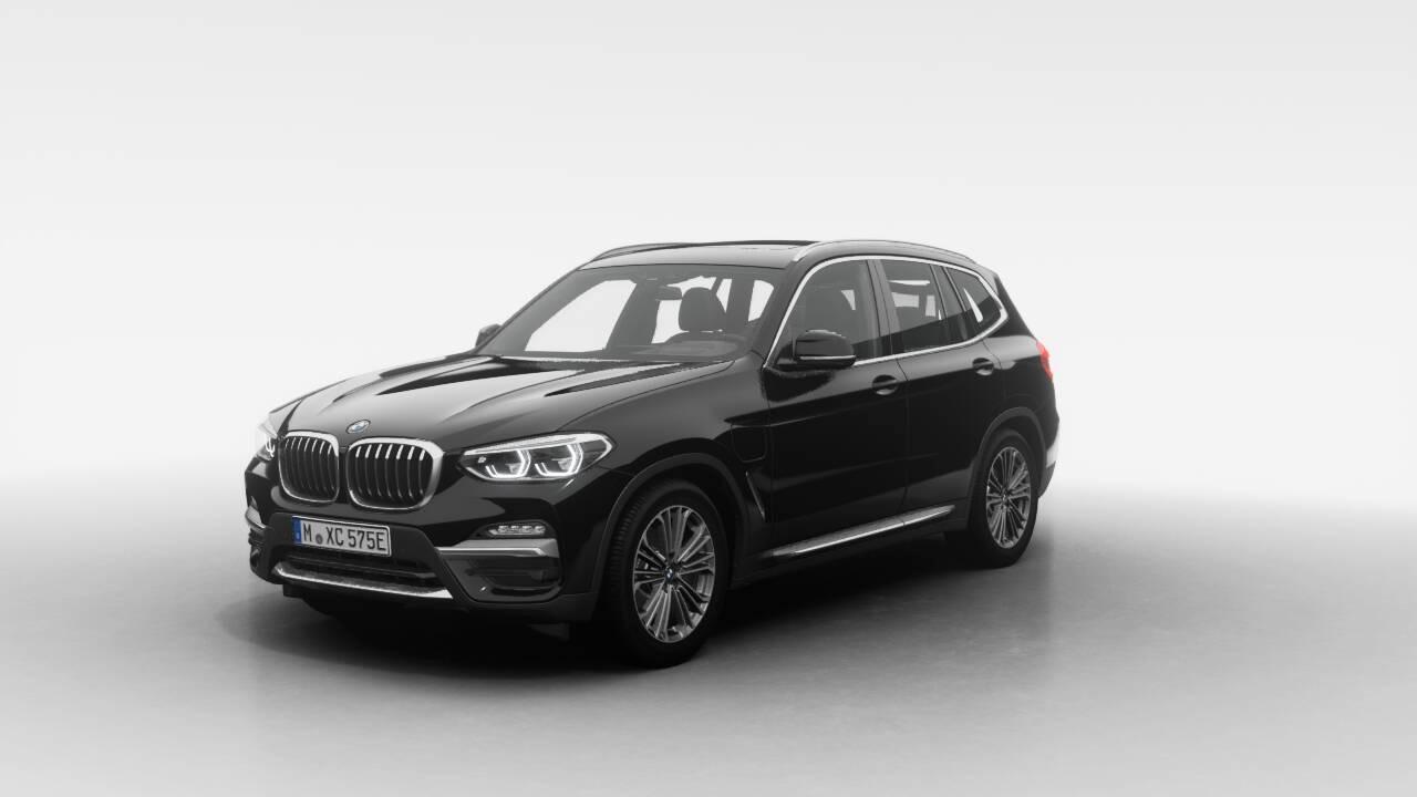 BMW X3 xDrive30e LuxuryLine PanoSD DrvAss StHzg AHK