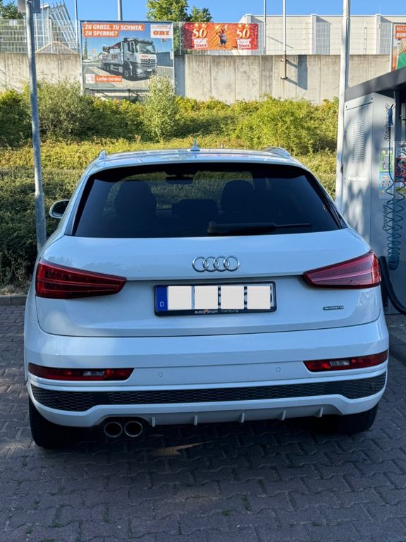 Image of Audi Q3