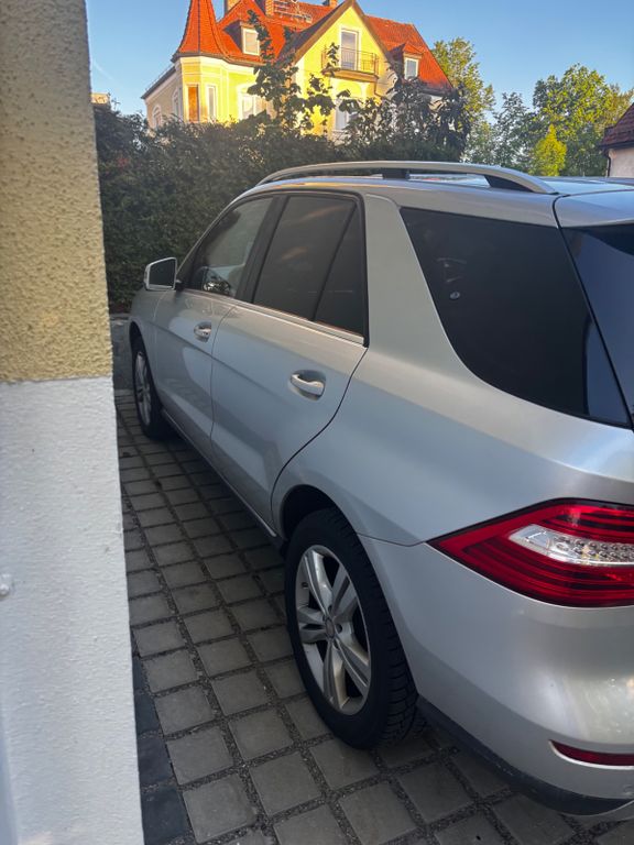 Mercedes-Benz ML 350