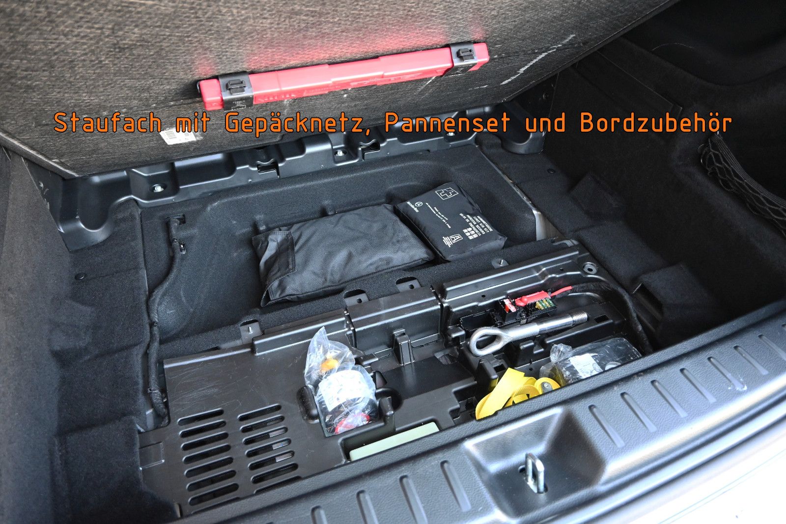 Fahrzeugabbildung Mercedes-Benz GLB 220 d 4M AMG °UVP 68.730€°ACC°AHK°PANO°STHZG