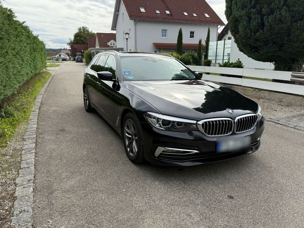 Image of BMW 530