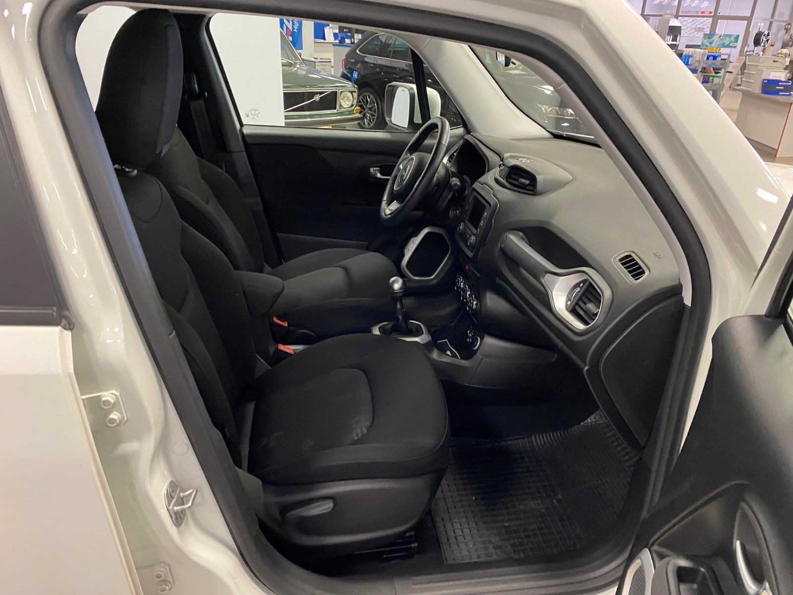 Fahrzeugabbildung Jeep Renegade 1.6 Longitude+KLIMA+ALLWETTER+GARANTIE+