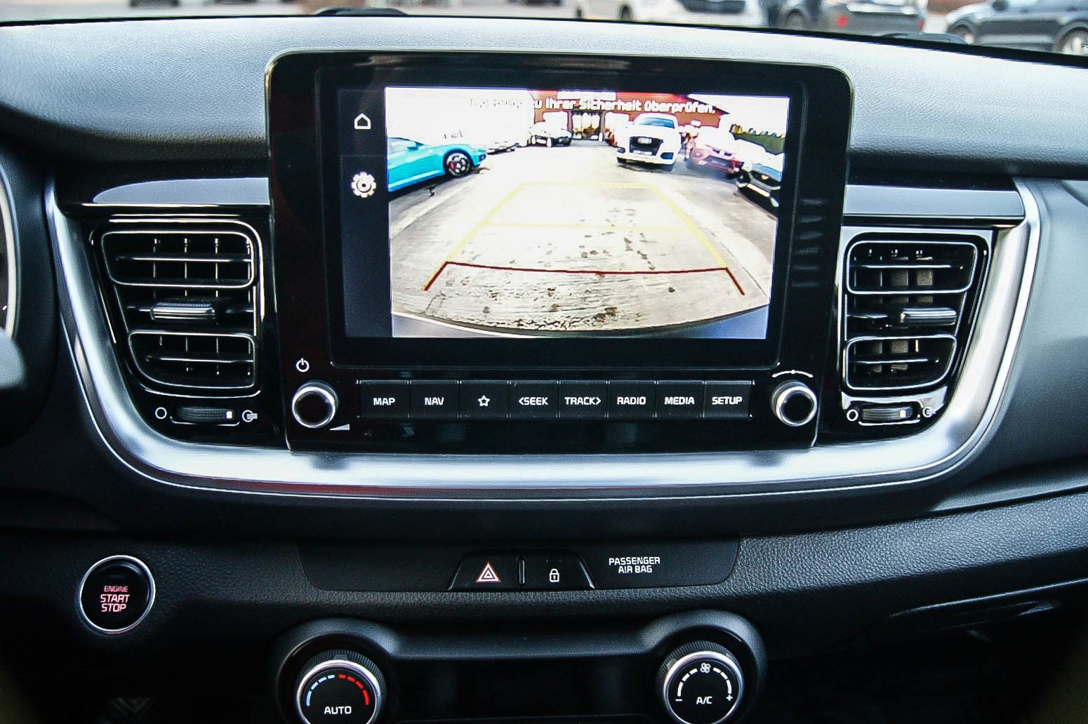 Fahrzeugabbildung Kia Stonic 1.0 T-GDI Mild-Hybrid Spirit FLORIDAGELB