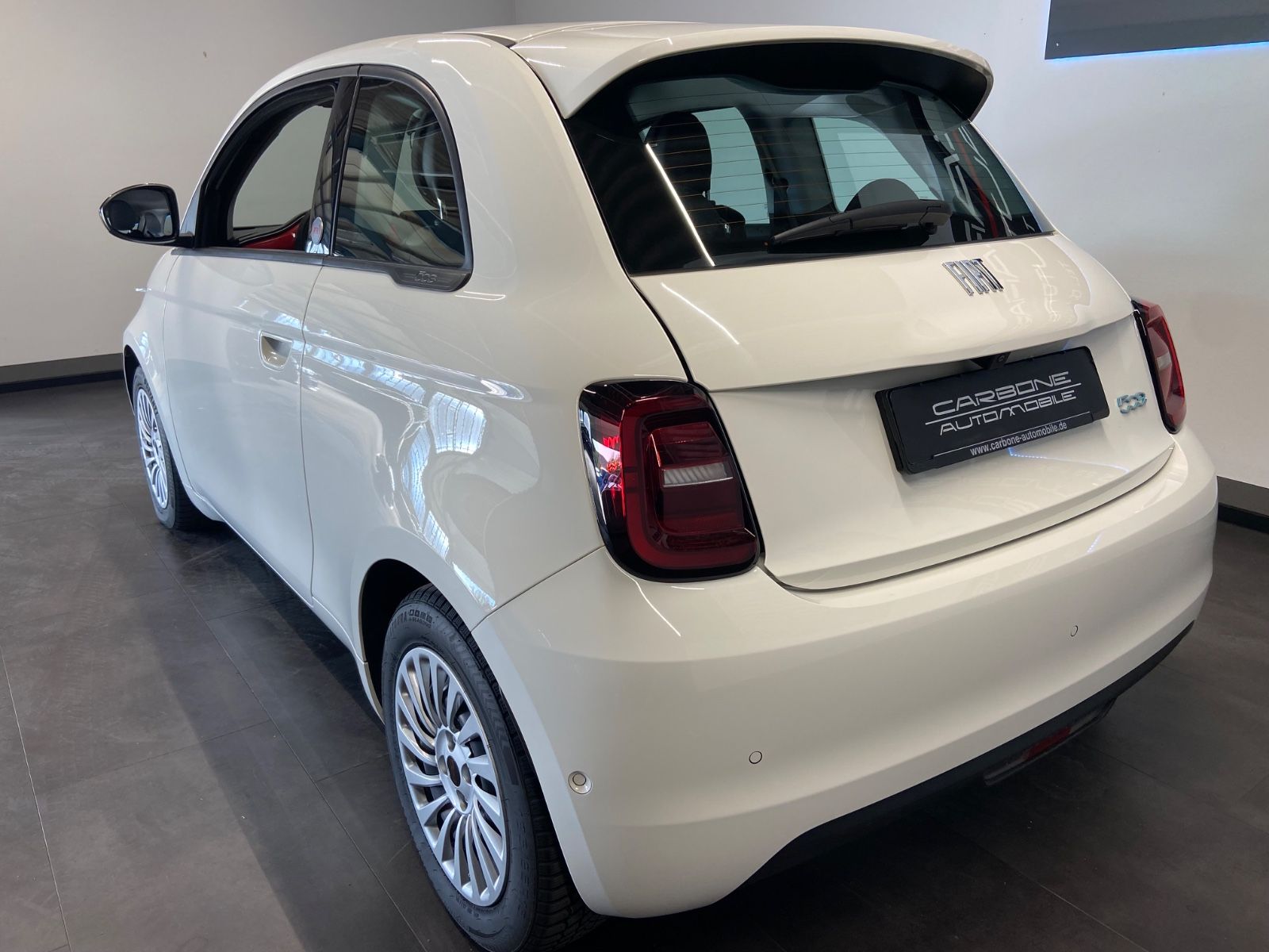 Fiat 500e (Red) **perfekter Stadtflitzer** imagem 2