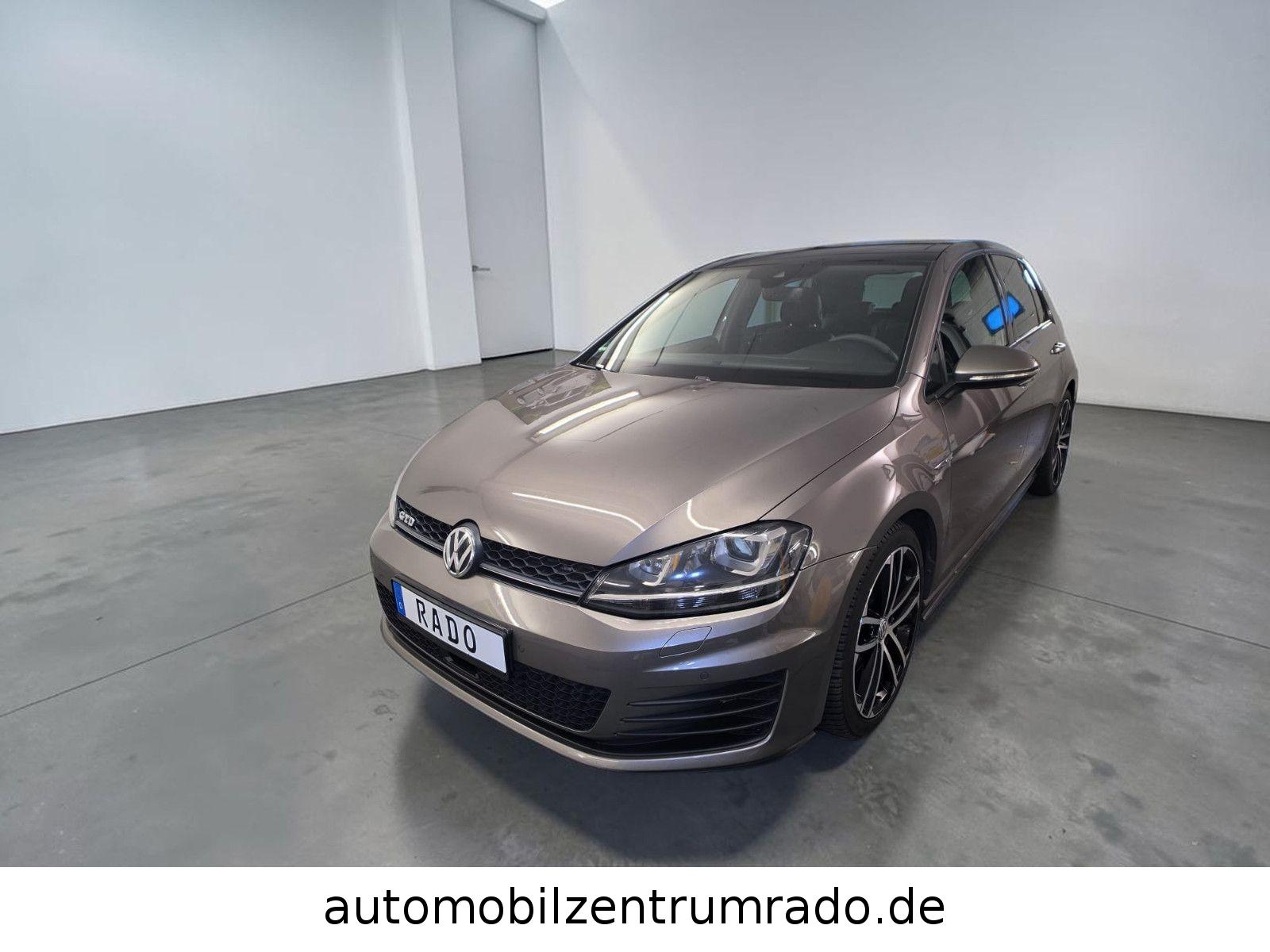 Volkswagen Golf VII GTD DSG PANO AHK NAVI ACC DAB STHZG