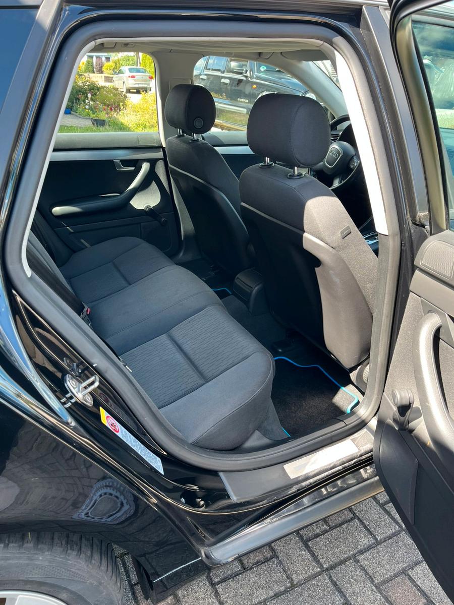 Audi A4 2006 — photo 8