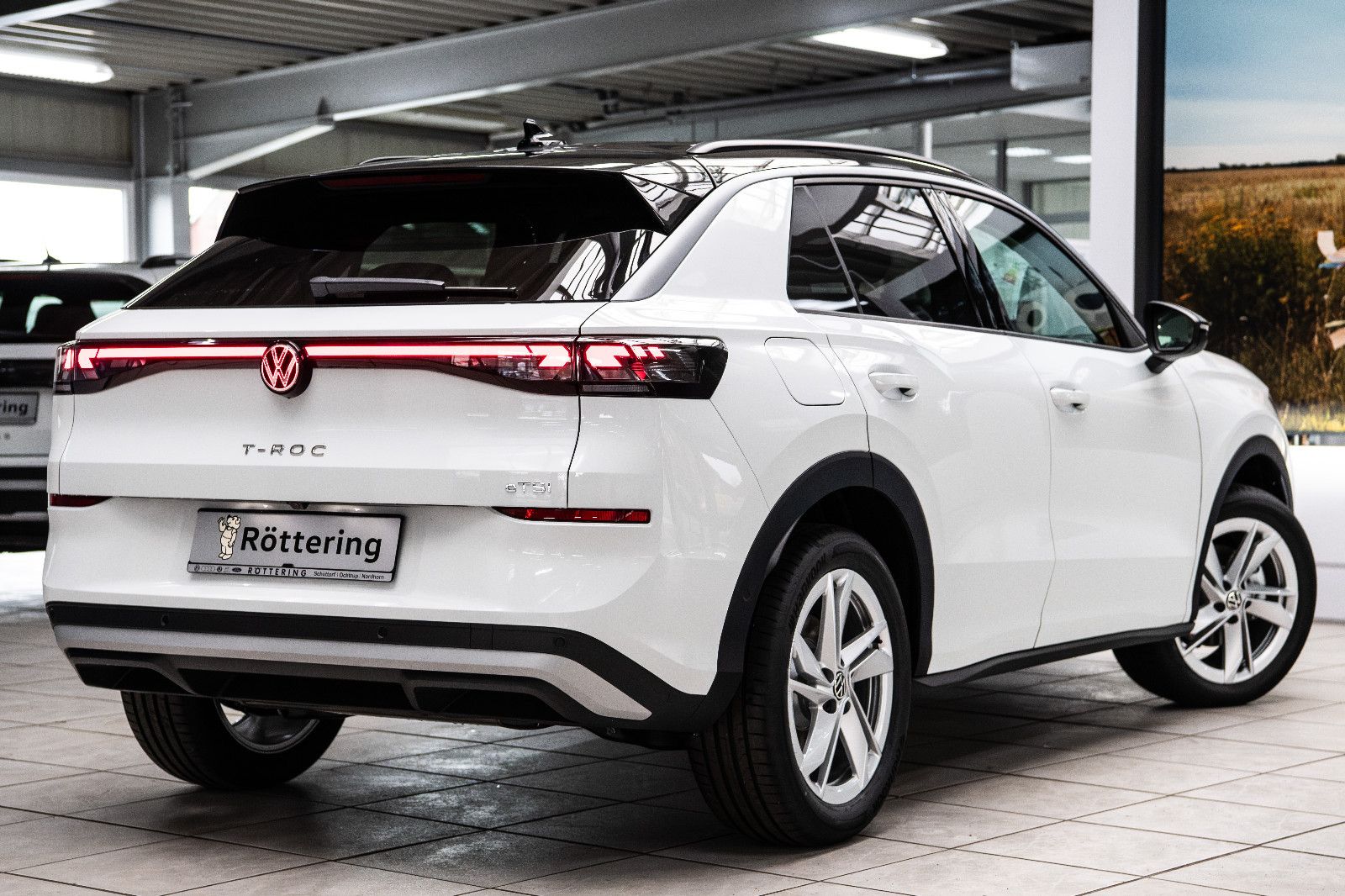 Fahrzeugabbildung Volkswagen T-Roc New Model Life 1.5l TSI DSG ACC APP Kamera