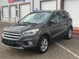 Ford Kuga Titanium 2HAND/KAMERA/AHK/KEYLESS - Ford mit Benzin-Antrieb: Pickup