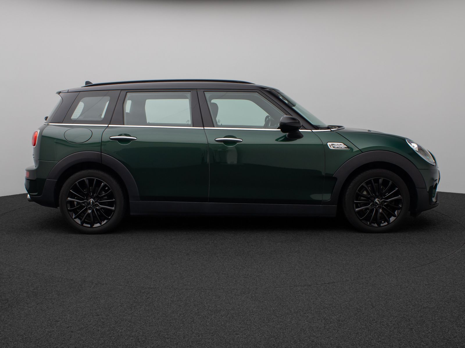 Fahrzeugabbildung MINI Cooper S Clubman Navi Sitzhz Tempomat 8Fach PDCh