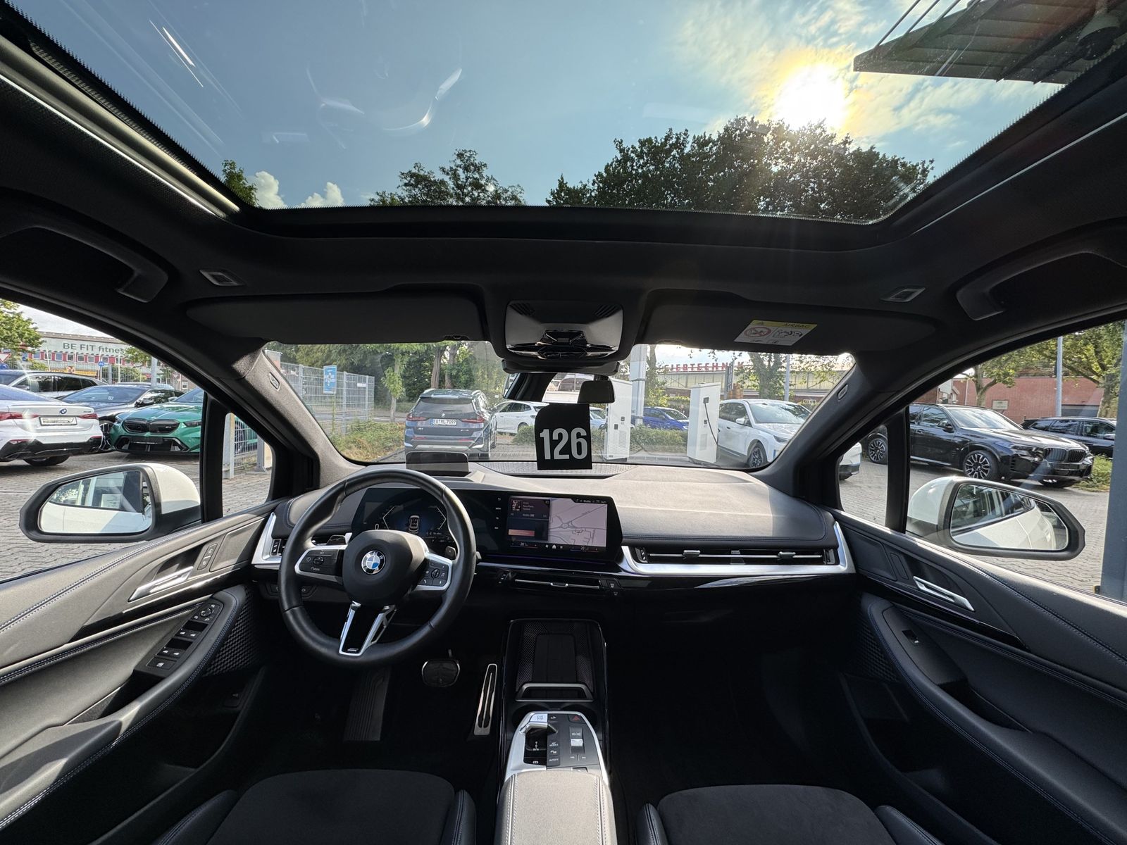 BMW 220i Active Tourer M Sport AHK PANO HuD DA 360° foto 2