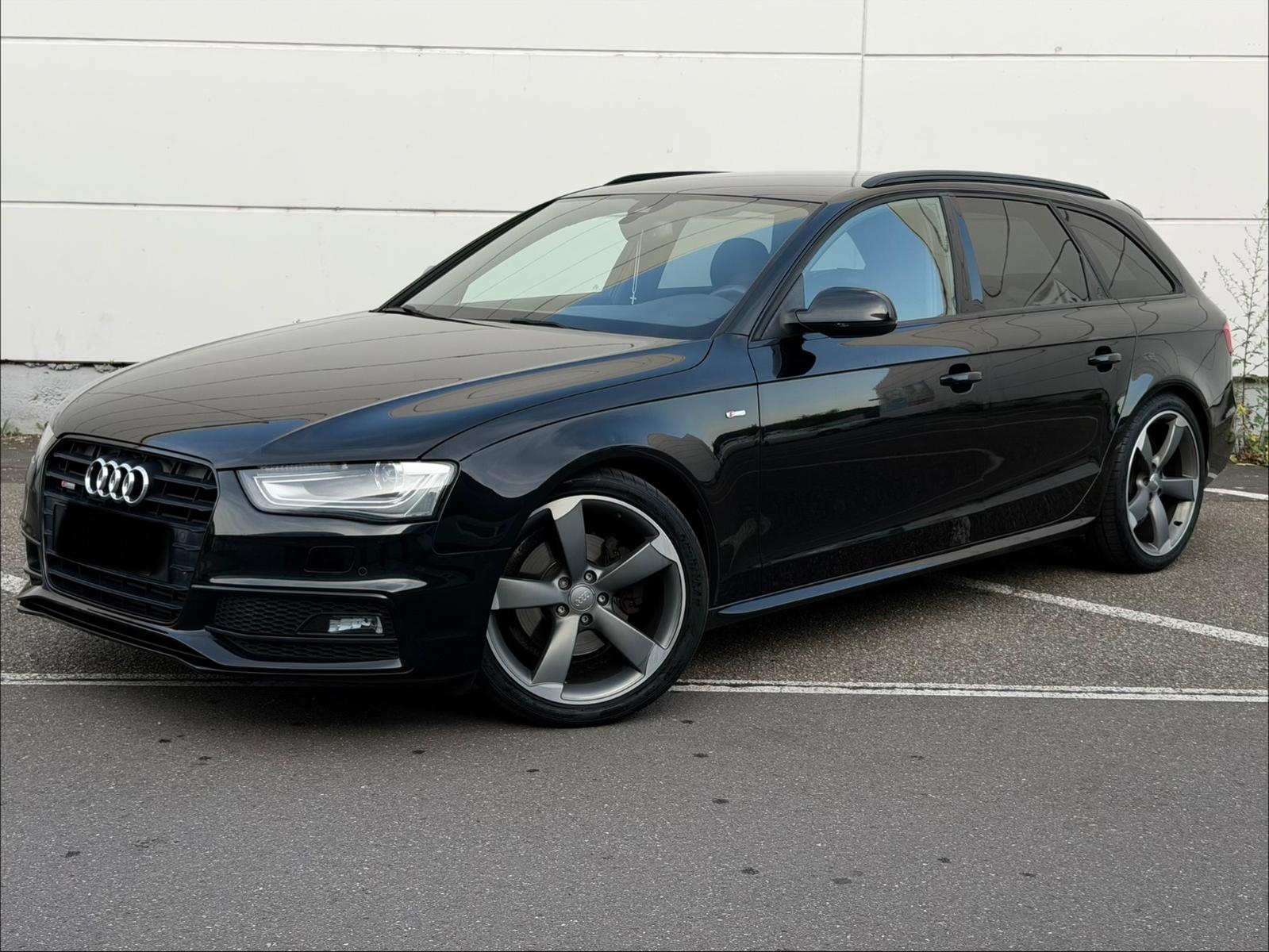 Audi A4*2.0TDI*Avant*S-Line*PLUS*BLAC*KAM*ACC*B&O*