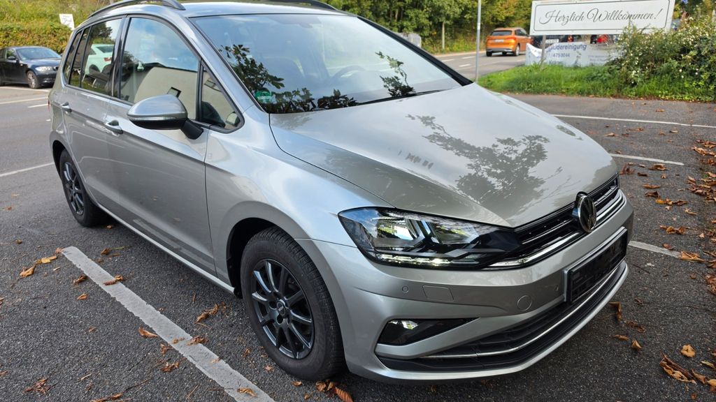Image of Volkswagen Golf Sportsvan