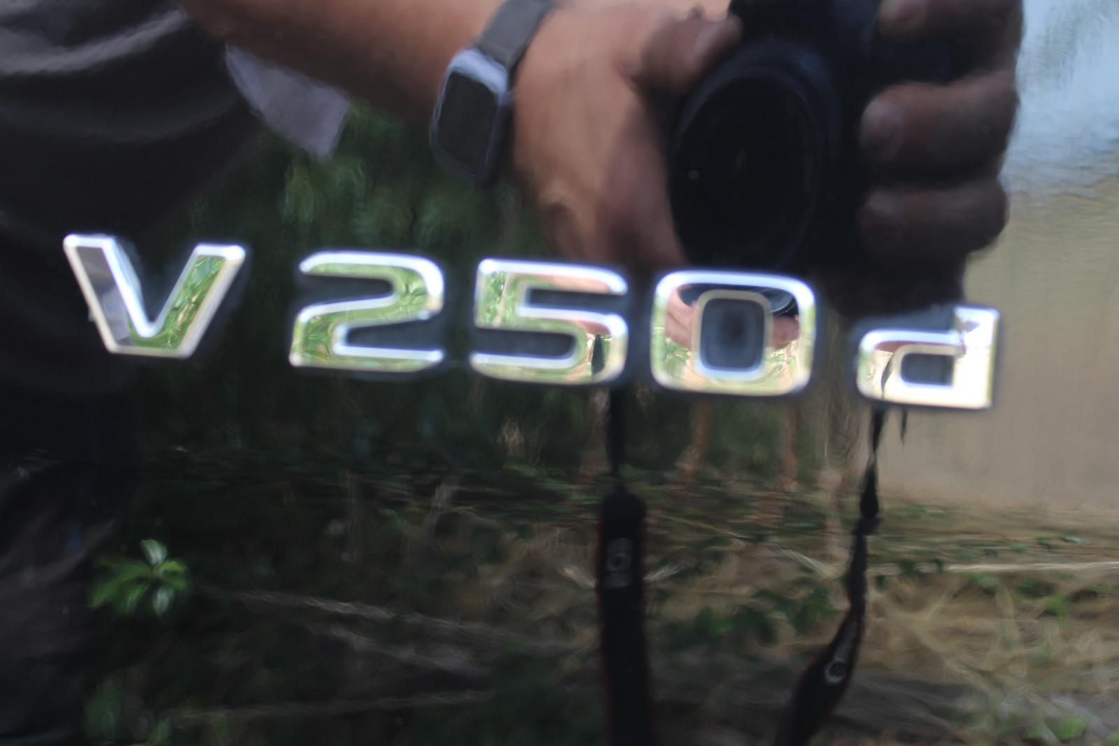 Mercedes-Benz V 250 EDITION"AMG"/2xSchiebetür/LEDER/Lang