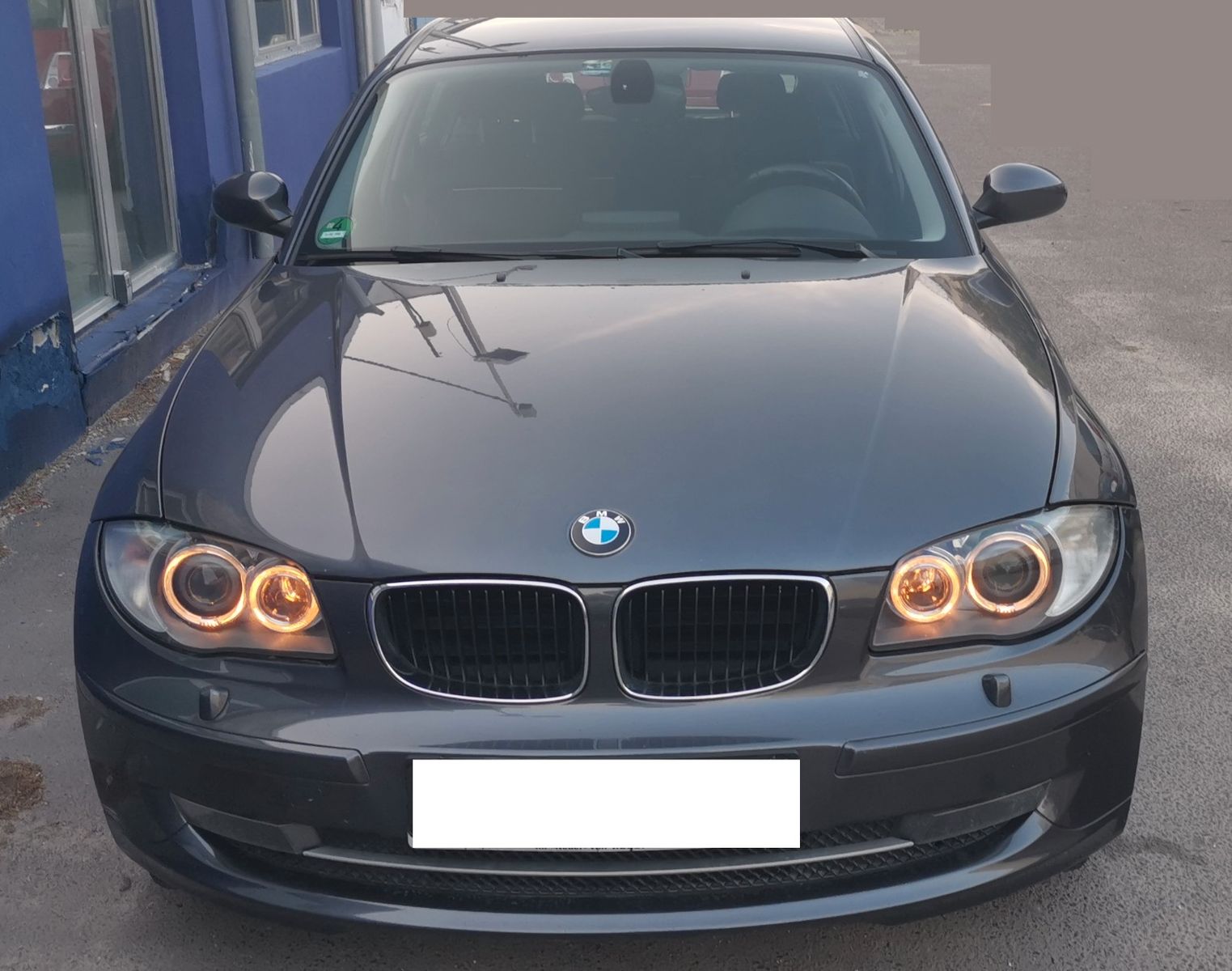 BMW BMW 118i AUTOMATIK NAVI XENON SHZ PDC KLIMA 1.Hand