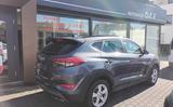 Hyundai Tucson 1.6 Turbo Navi Kamera SD 8-Fach - gebrauchte Hyundai TUCSON aus dem Jahr 2016