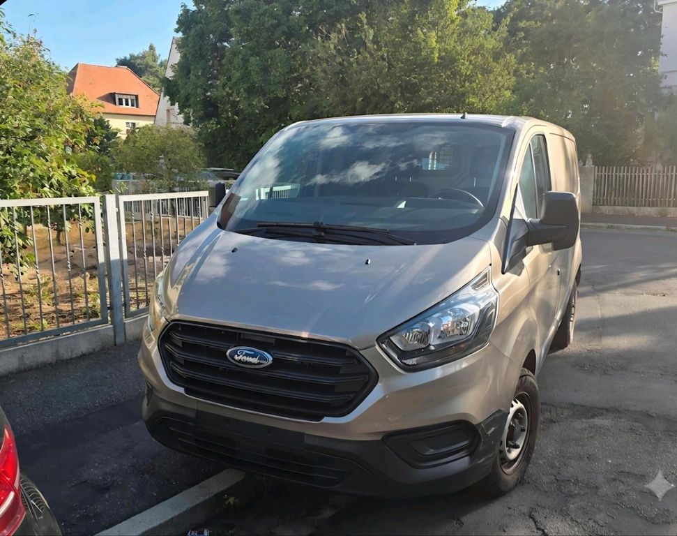 Image of Ford Transit Custom