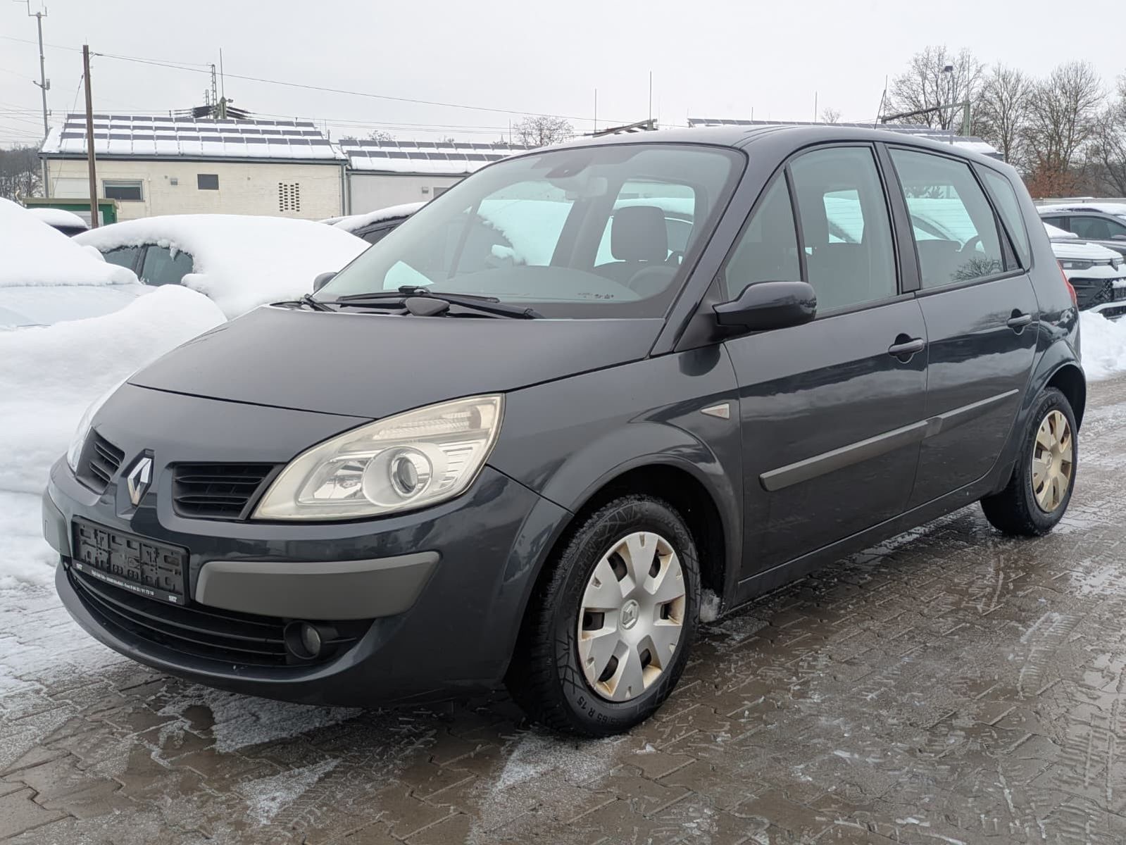 Fahrzeugabbildung Renault Grand Scenic 1.6 KLIMA*ISO*ZAHNRIEMEN NEU*2HAND