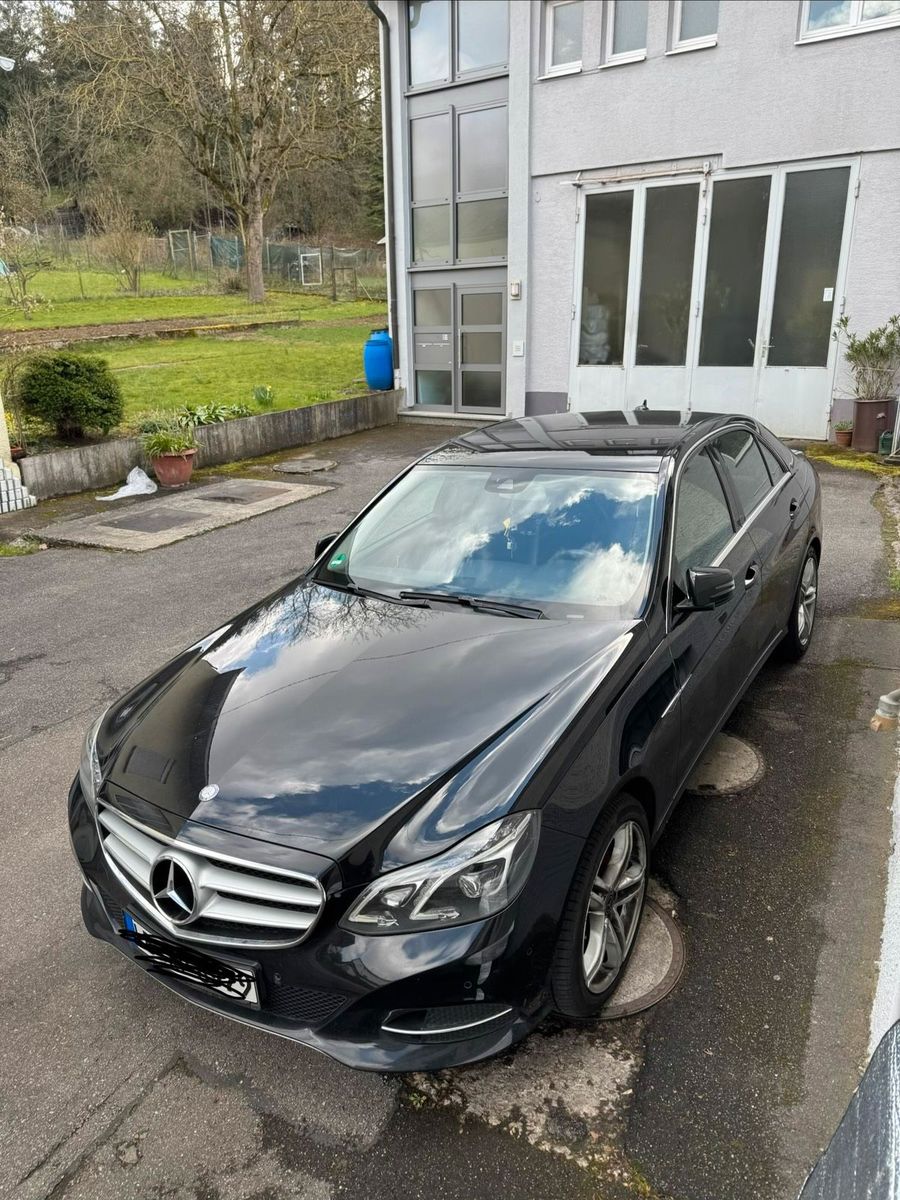 MERCEDES-BENZ Mercedes E