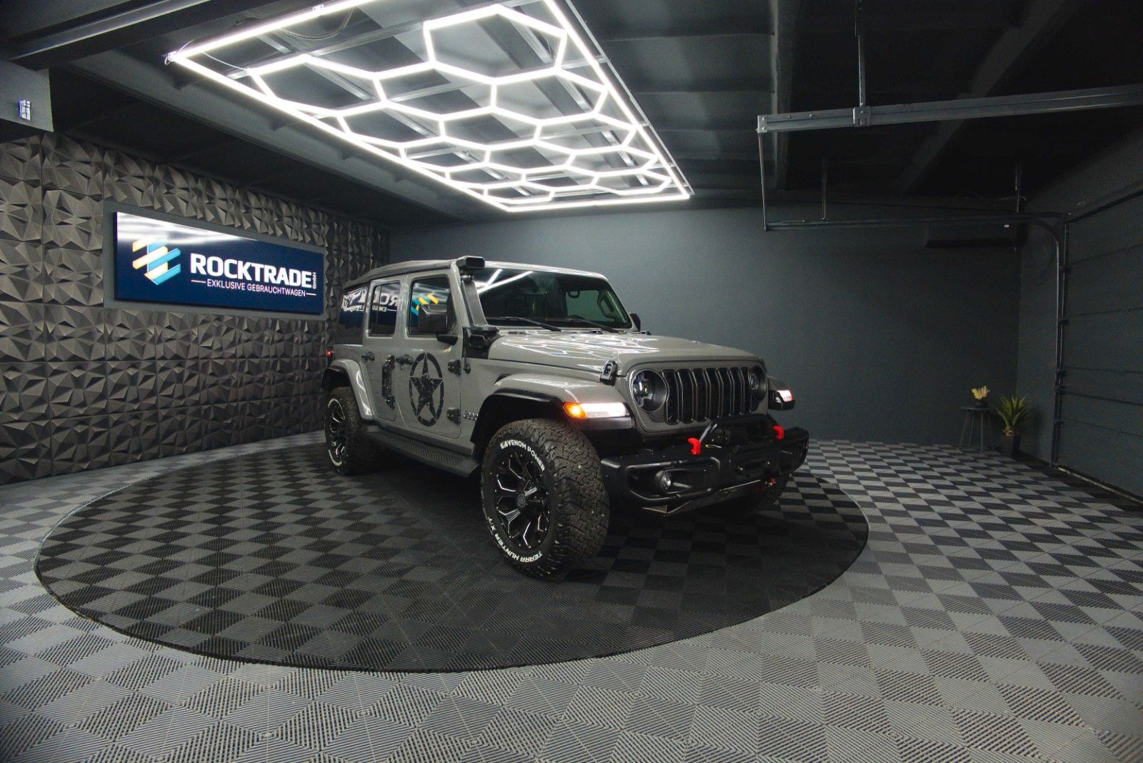 Fahrzeugabbildung Jeep Wrangler 3.6 V6 UNLIMITED SAHARA OFFROAD 4x4 LED