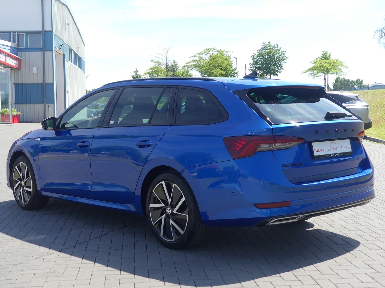 Skoda Octavia 1.5 TSI Sportline LED DAB PDC Kamera USB imagem 3