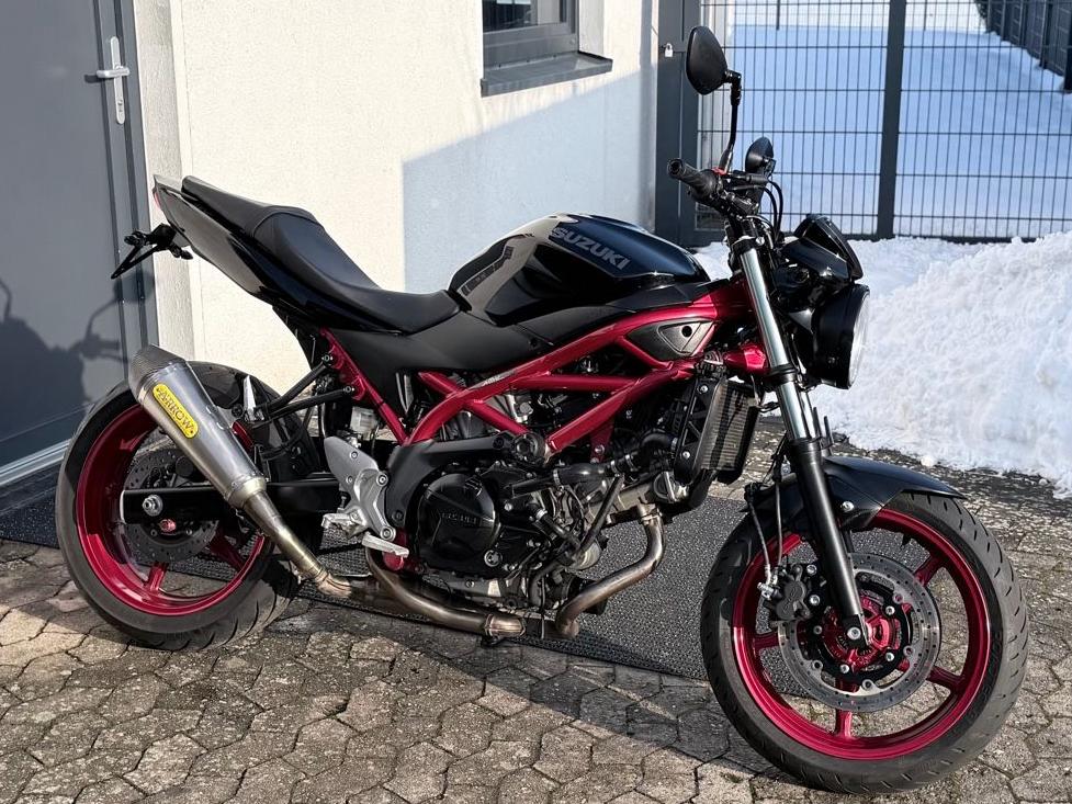 Suzuki SV 650 *Super Zustand, Arrow Auspuff, A2 möglich
