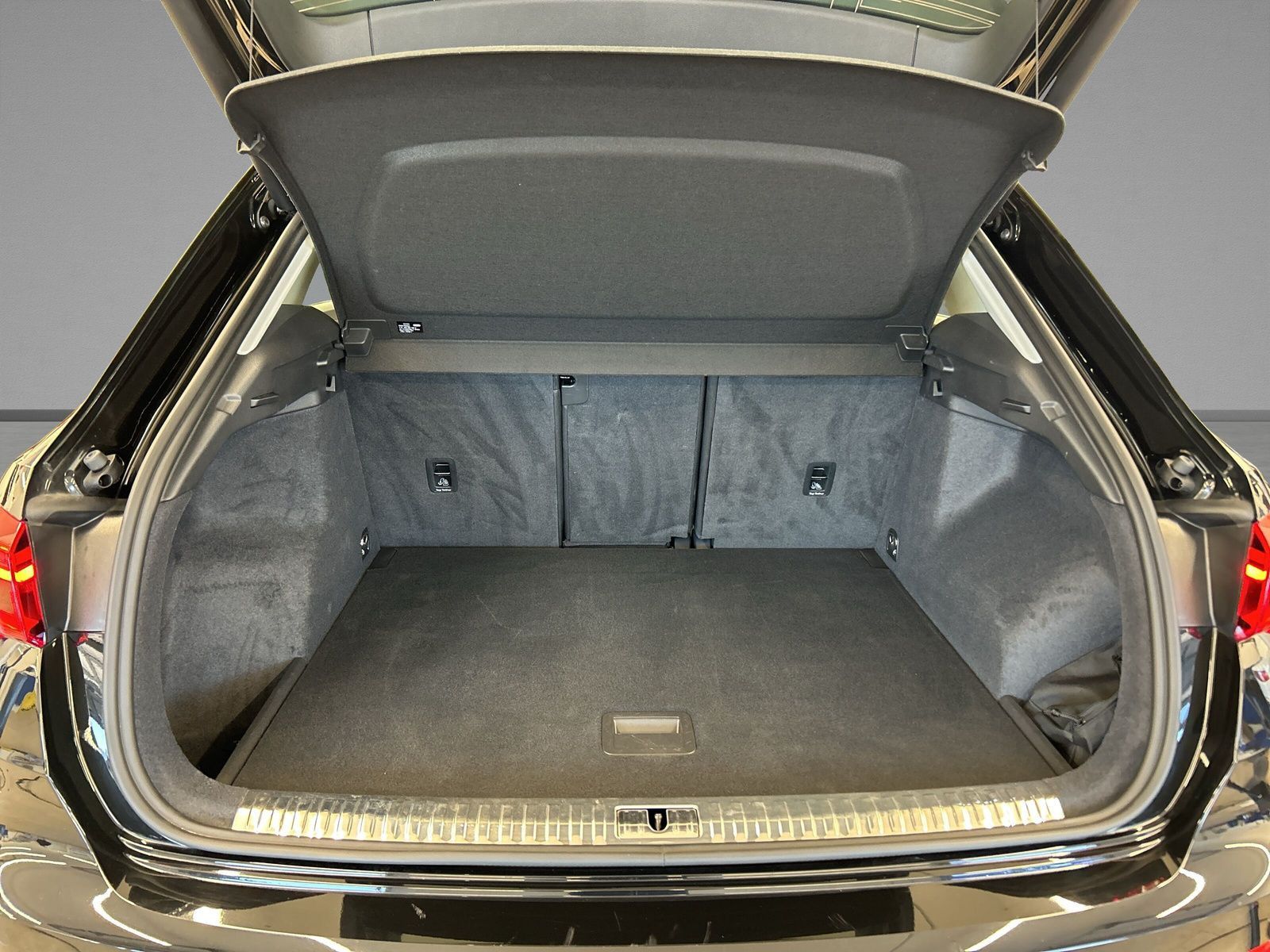 Audi Q3 35 TFSI advanced S-TRONIC+LED+NAVI+ACC+PDC foto 9