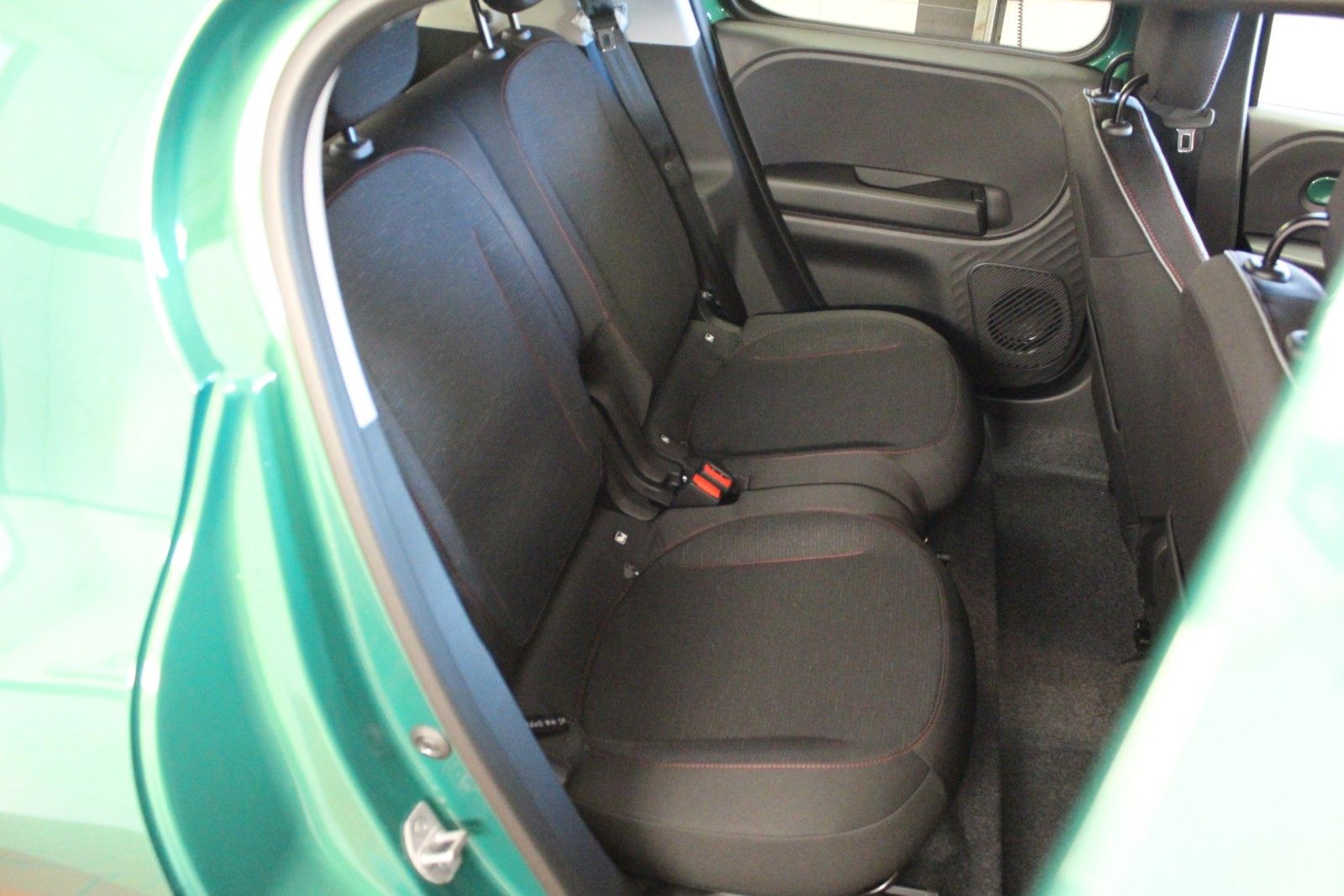 Fahrzeugabbildung Renault Twingo E-Tech 80 Urban Range *Vollausstattung*
